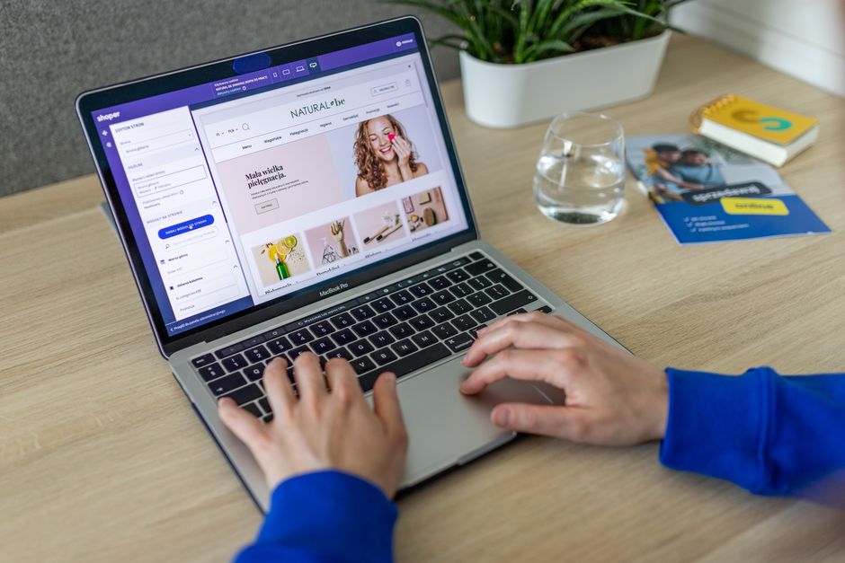 User Experience in the Digital Age